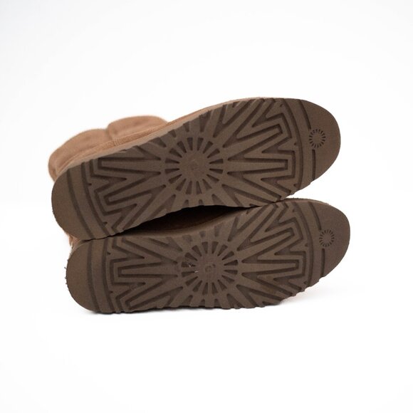 🧸 UGG Classic Tall Boots Womens 6.5 Chestnut Shearling Suede Winter Cozy - Picture 11 of 12